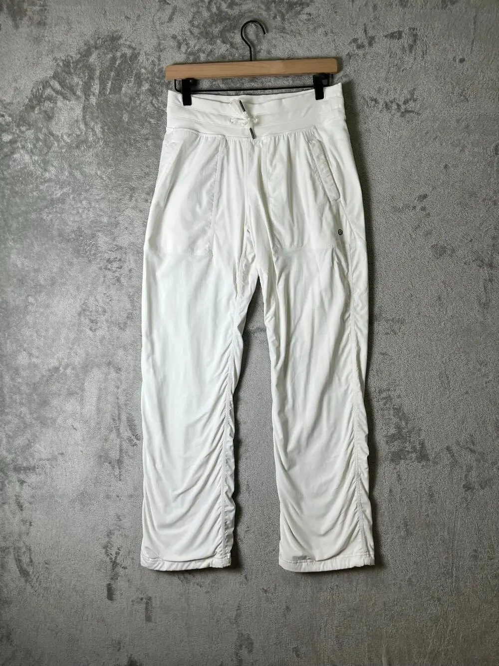 Lululemon Studio Pant II White Ruched Leg Women's Size 6 Relaxed